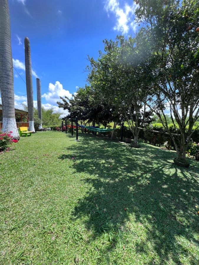 Alojamiento Campestre Hawaii Montenegro Extérieur photo